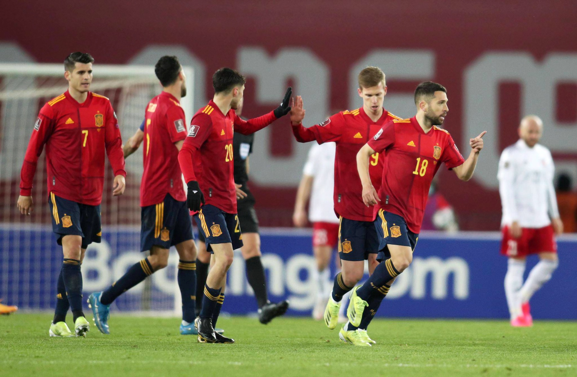 西班牙瑞士关键一役,胜者晋级的简单介绍 西班牙瑞士关键一役,胜者晋级的简单介绍