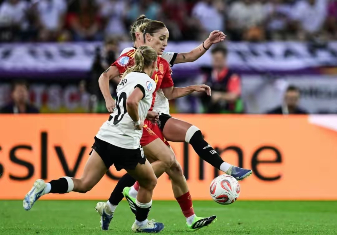 西班牙瑞士关键一役,胜者晋级的简单介绍 西班牙瑞士关键一役,胜者晋级的简单介绍